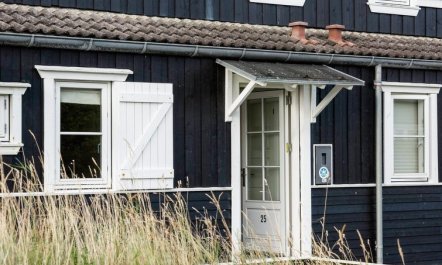 'Tofan' - 100m to the fjord