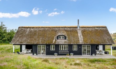 'Helmi' - 1.5km from the sea