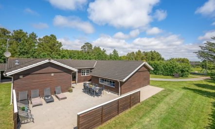 'Holga' - 400m from the sea 4