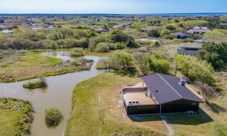 'Bentine' - 400m from the sea 1