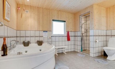 'Tord' - 350m from the sea 7