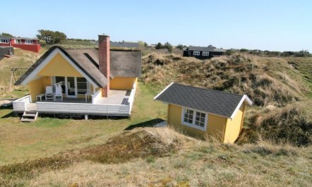 'Esa' - 500m from the sea