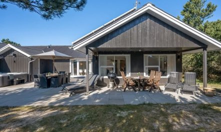 'Allen' - 1km from the sea 7