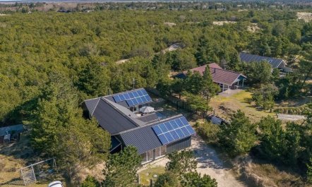 'Allen' - 1km from the sea 5