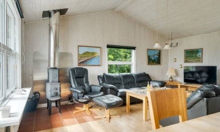 'Claudine' - 700m from the sea 4