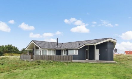 'Ilkka' - 400m from the sea