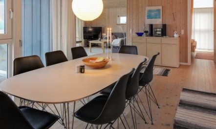 'Ilkka' - 400m from the sea 1