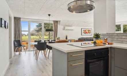 'Botulf' - 3.8km from the sea 4