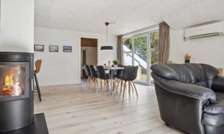 'Botulf' - 3.8km from the sea 2