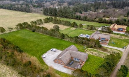 'Aane' - 1.8km from the sea 4