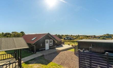 'Skyler' - 1km from the sea 2