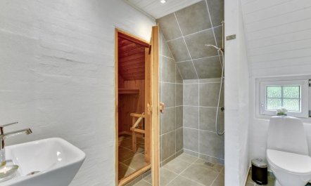 'Erla' - 2.3km from the sea 4