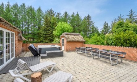 'Erla' - 2.3km from the sea 3