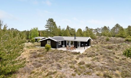 'Fredrikka' - 3.9km from the sea