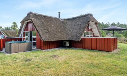 'Gunlög' - 3.1km from the sea 4