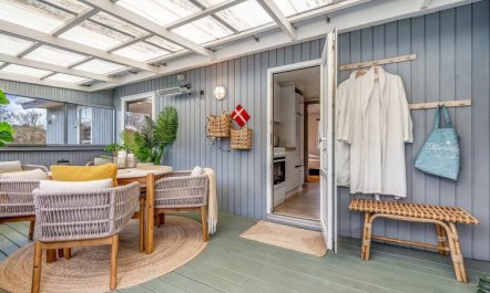 'Heike' - 700m to the fjord 0