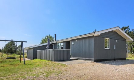 'Nadia' - 1.7km from the sea 2