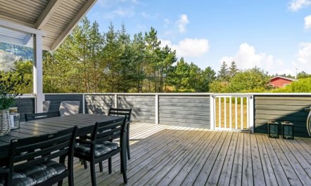 'Gundrath' - 1.4km from the sea 4