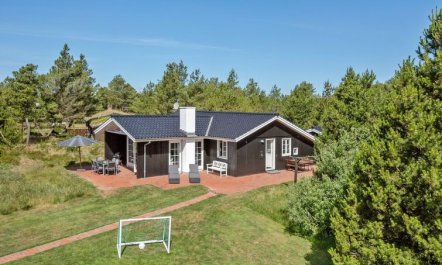 'Raili' - 1.5km from the sea 2