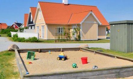 'Moa' - 800m from the sea 2