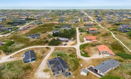 'Drifa' - 600m from the sea 3