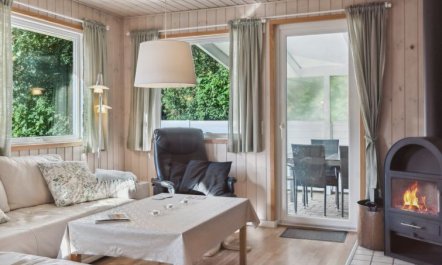 'Viljo' - 30km from the sea