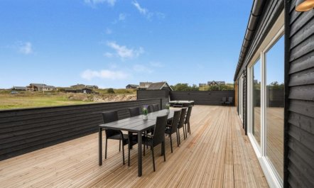 'Dreng' - 300m from the sea 4