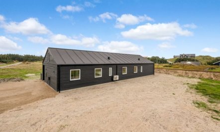 'Dreng' - 300m from the sea 3