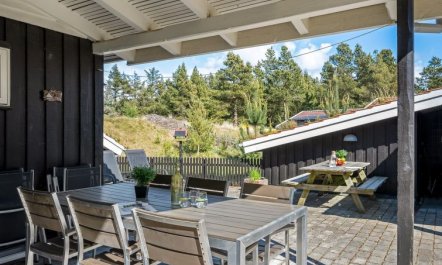 'Augustine' - 1.6km from the sea 5