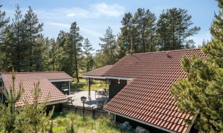 'Augustine' - 1.6km from the sea 3