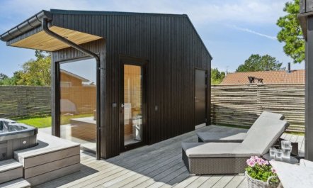 'Toyah' - 400m from the sea 5