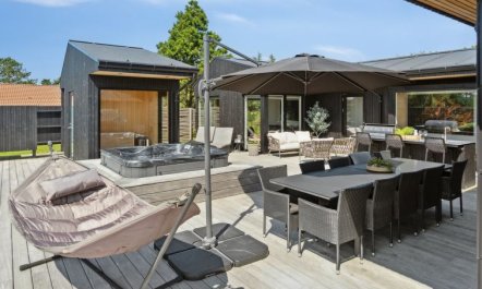 'Toyah' - 400m from the sea 3