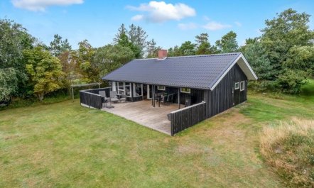 'Aurel' - 750m from the sea