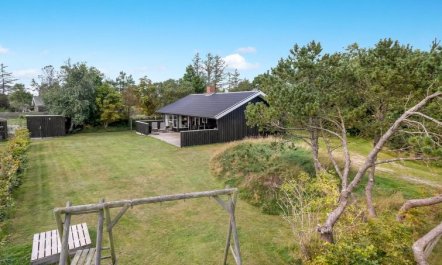 'Aurel' - 750m from the sea 2