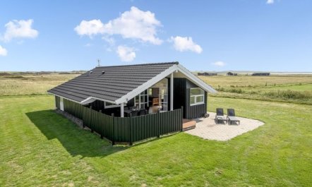 'Eemil' - 700m from the sea