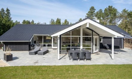 'Dior' - 1.4km from the sea 3