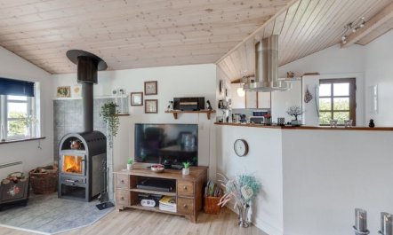 'Tolke' - 29km from the sea 7