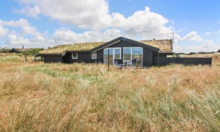 'Edyta' - 400m from the sea