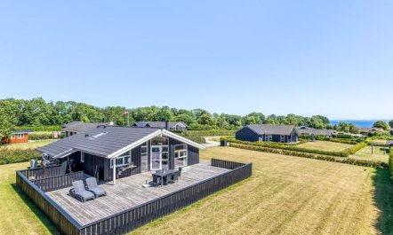 'Ariadne' - 400m from the sea