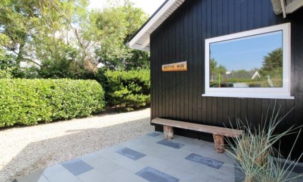 'Kadir' - 500m from the sea 2