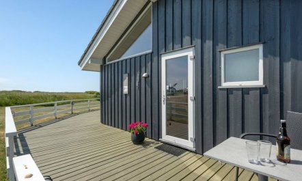 'Chrisse' - 550m from the sea 1