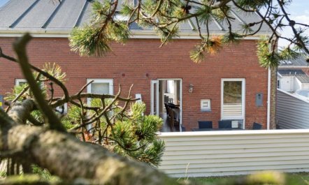 'Byriel' - 2.3km from the sea 5