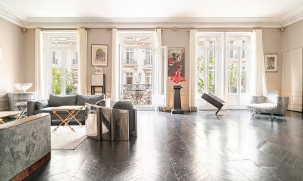 Le Contemporary Triangle D'Or 2