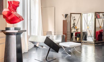 Le Contemporary Triangle D'Or 4