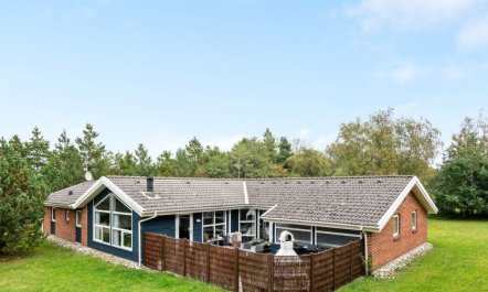 'Elika' - 900m to the fjord