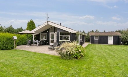 'Eljena' - 700m from the sea