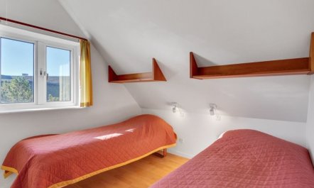 'Oneida' - 800m from the sea 6