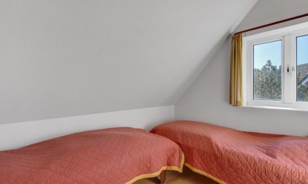 'Oneida' - 800m from the sea 5