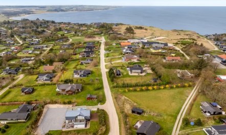 'Lenya' - 300m to the fjord 2