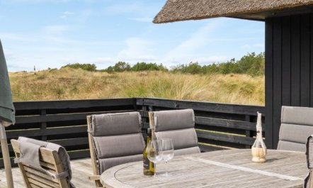 'Reiko' - 1.5km from the sea 3